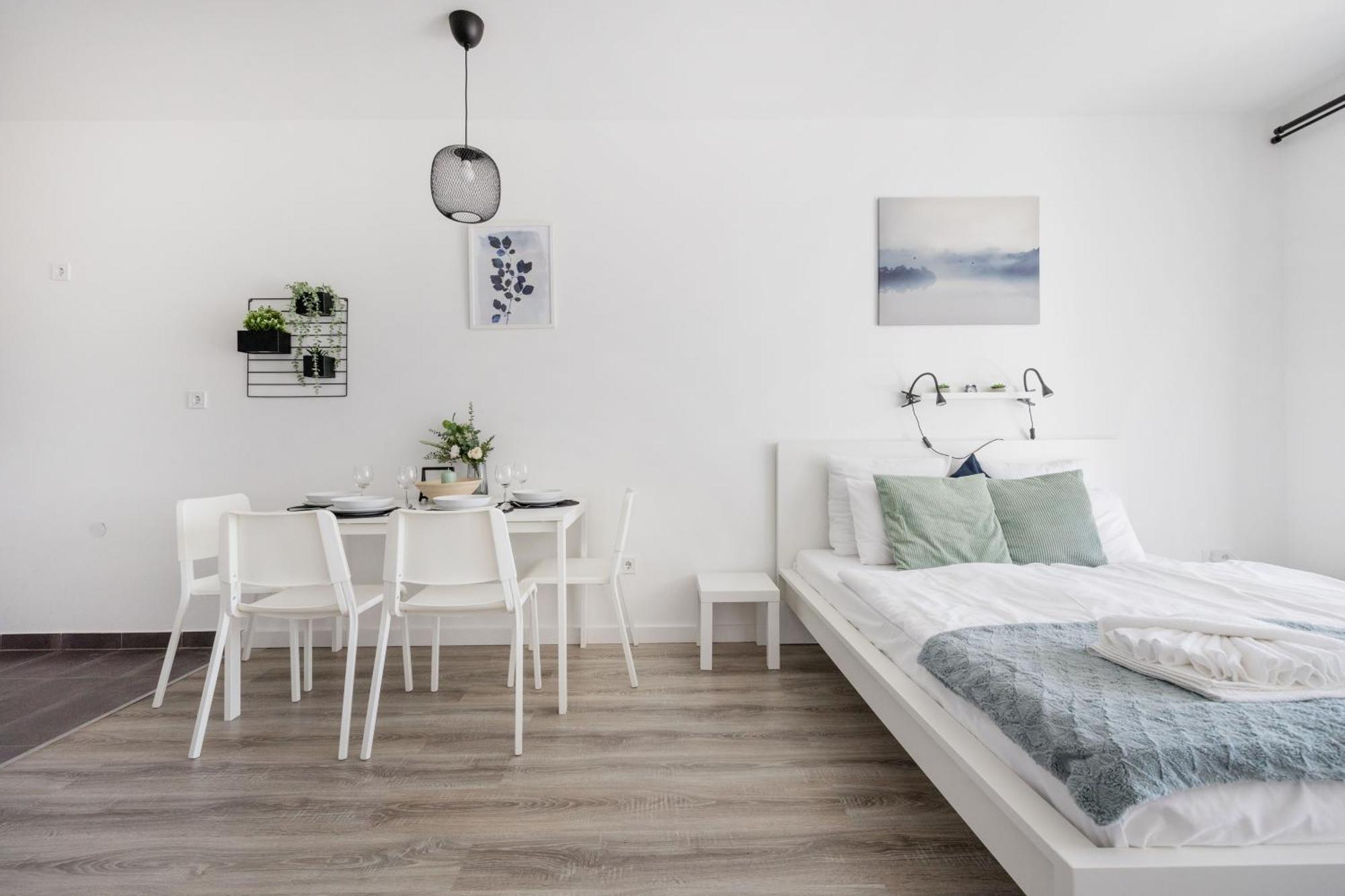 Modern Riverfront Apartment With Free Parking Budapeşte Dış mekan fotoğraf