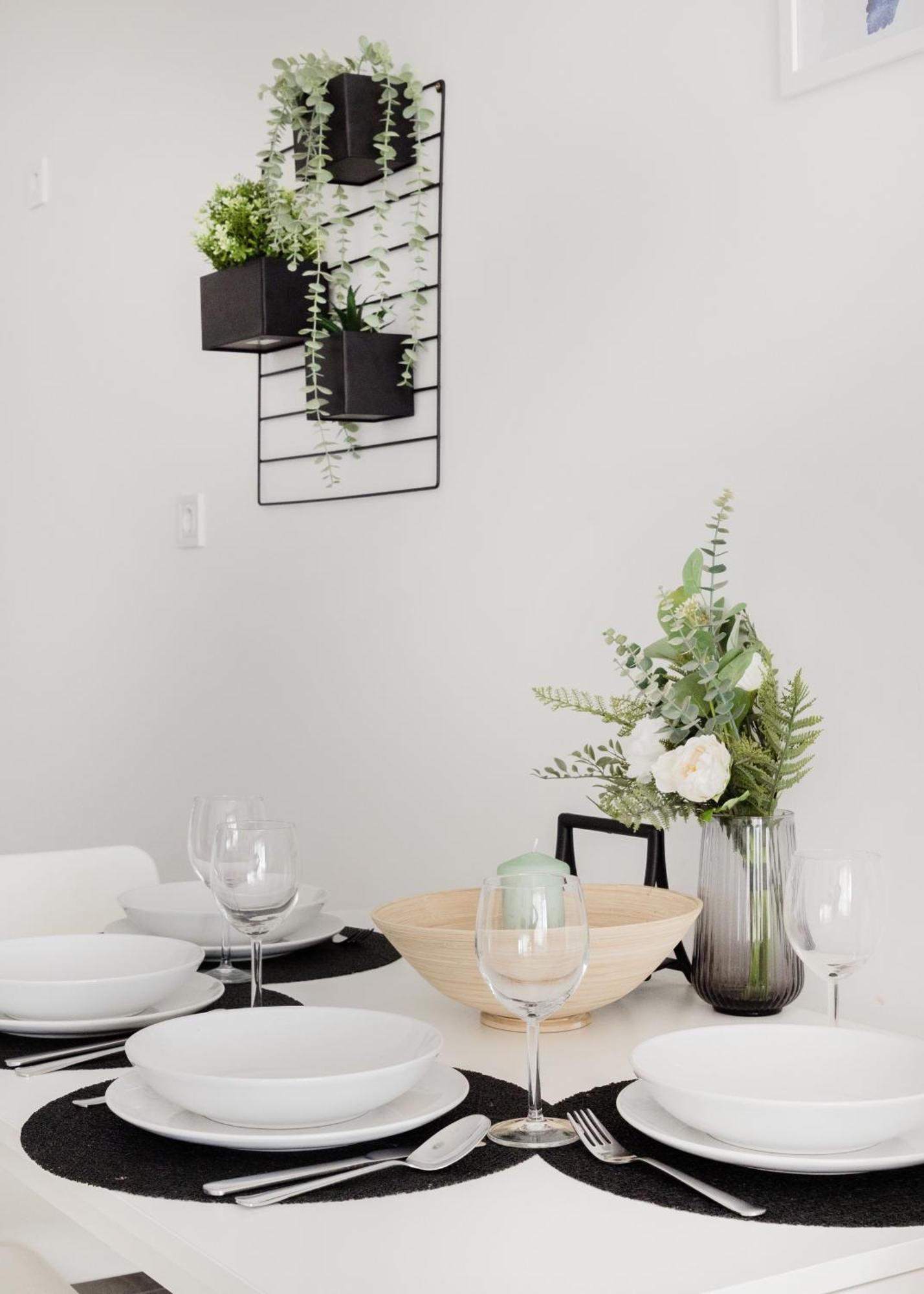 Modern Riverfront Apartment With Free Parking Budapeşte Dış mekan fotoğraf