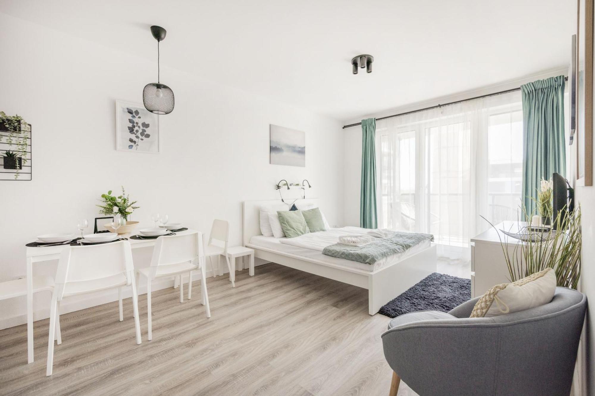 Modern Riverfront Apartment With Free Parking Budapeşte Dış mekan fotoğraf