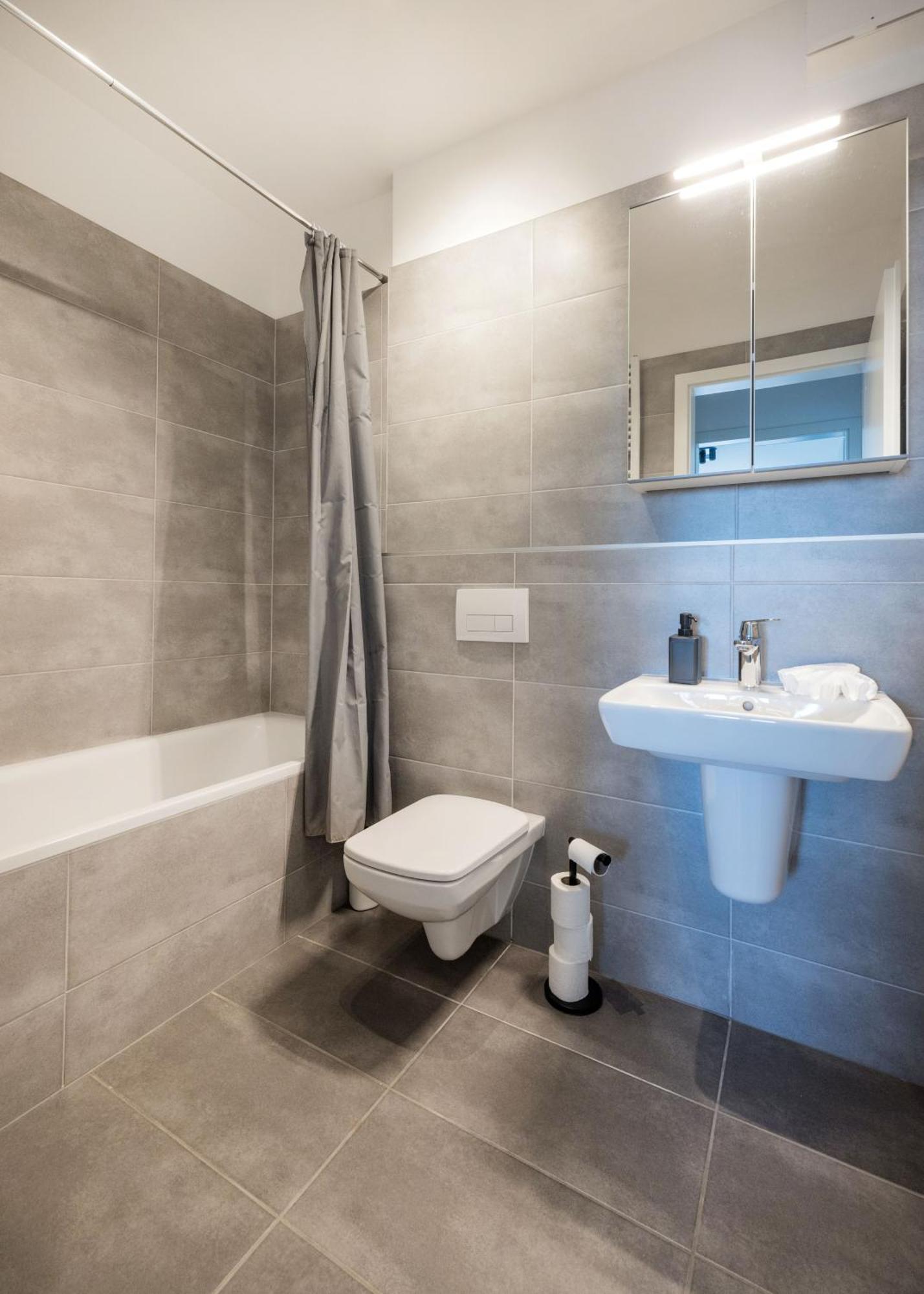 Modern Riverfront Apartment With Free Parking Budapeşte Dış mekan fotoğraf